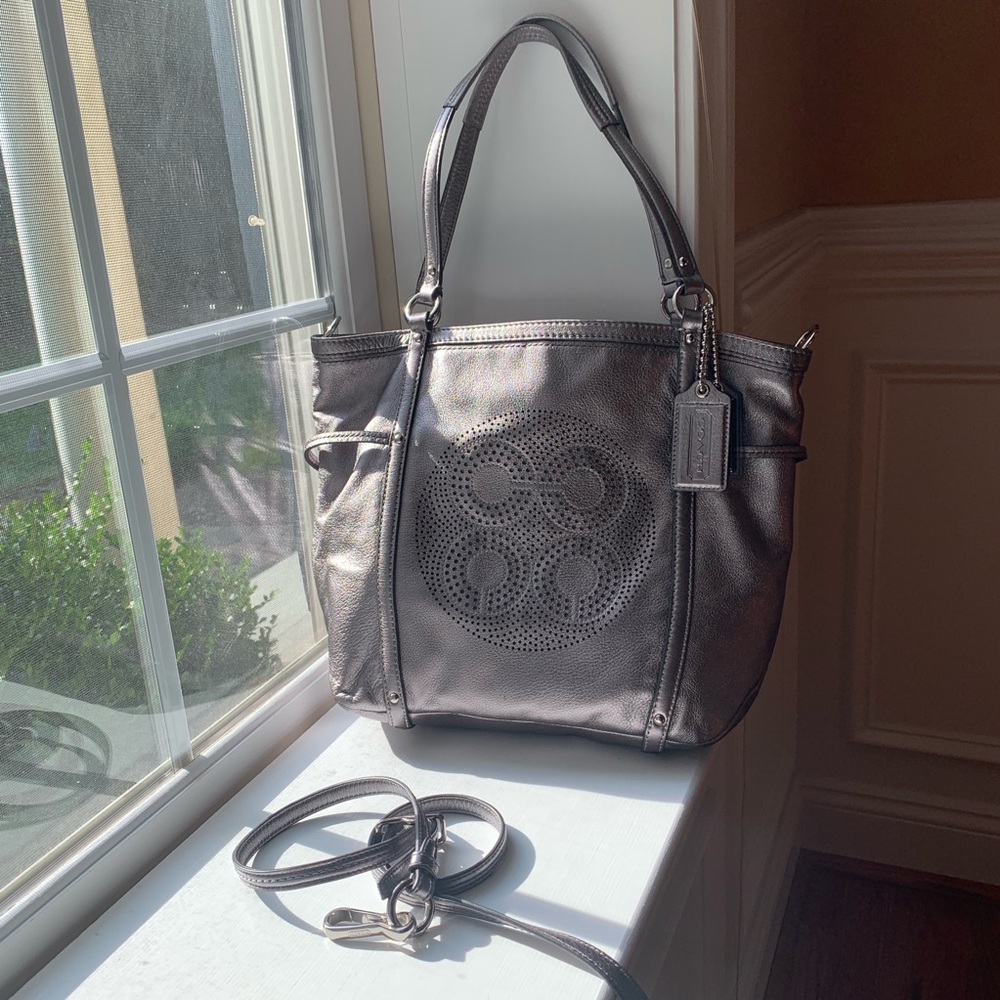 Coach Audrey Graphic Op Art Leather Tote